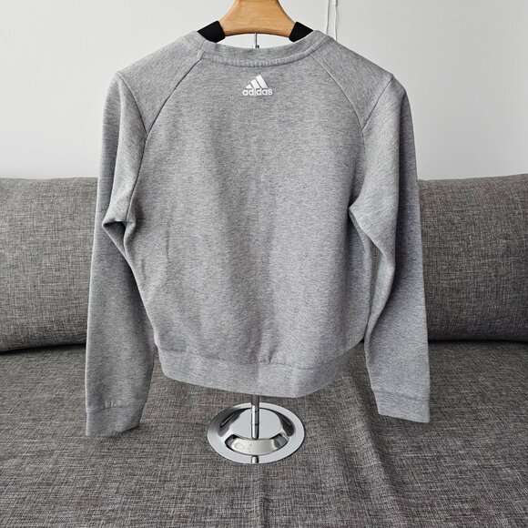 Adidas sweatshirt - Picture 2 of 7